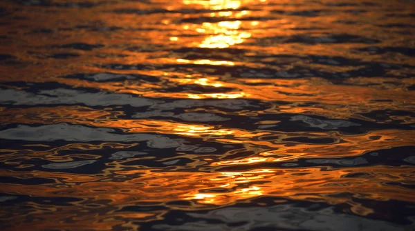 Gros Plan Des Vagues Coucher Soleil Pleine Mer — Photo