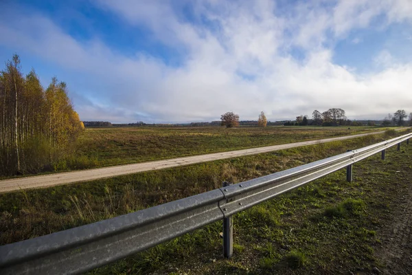 Primer Plano Carretera Asfalto Letonia Día Claro Otoño — Foto de Stock