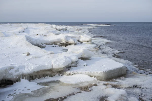 Fragmentos Hielo Natural Agua Del Mar Báltico Letonia —  Fotos de Stock