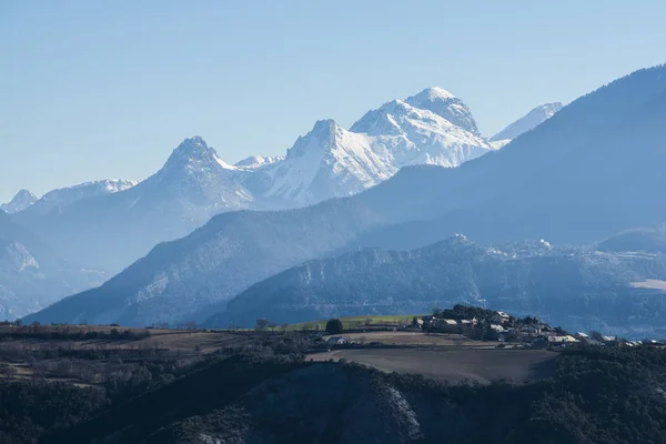 Een Uitzicht Bergen Buurt Van Lake Lac Serre Poncon Franse — Stockfoto