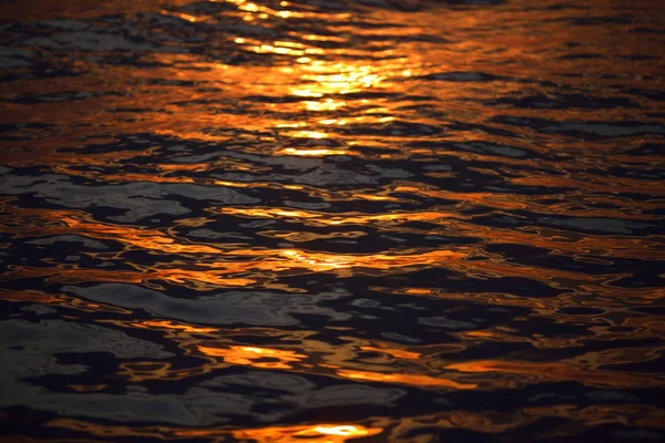 Primer Plano Las Olas Del Atardecer Mar Abierto — Foto de Stock