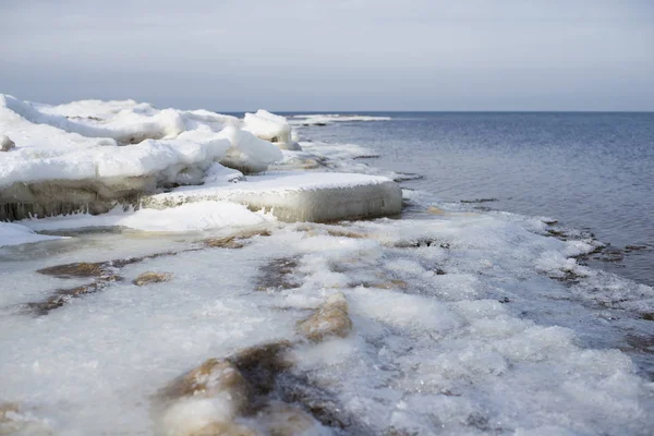 Ice Fragments Water Sunny Day Latvia — Stock Photo, Image