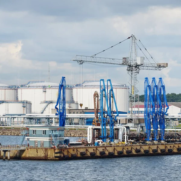 Poort Kranen Ventspils Olieterminal Letland — Stockfoto