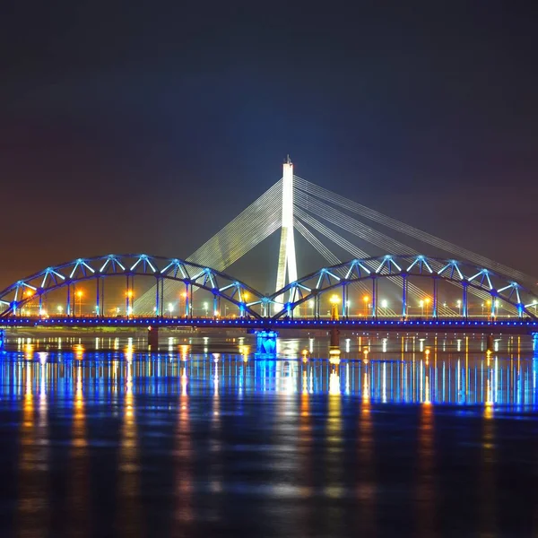 Vista Generale Sui Ponti Sopra Fiume Daugava Riga Lettonia — Foto Stock