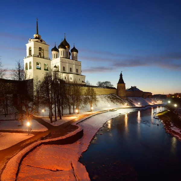 Vista Noturna Histórica Cidade Pskov Rússia — Fotografia de Stock