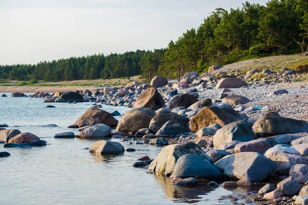 Steenachtige Zeekust Van Oostzee Bij Zonsondergang Hiumaa Island Estland — Stockfoto