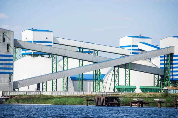 Uitzicht Technische Gebouwen Haven Van Riga Letland — Stockfoto