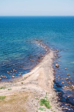 Hiumaa Adası manzarası, Estonya. Güneşli yaz günü