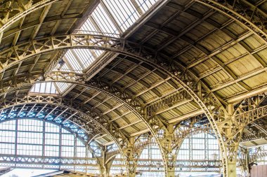 Vitebsky tren istasyonunun yakın çekim görünümü. Saint Petersburg, Rusya Federasyonu