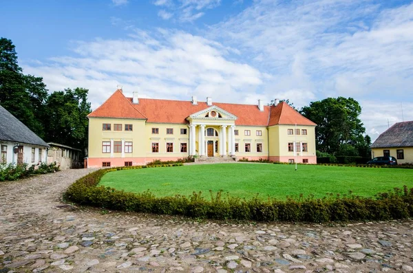 View Durbes Manor Sunny Summer Day Latvia — Stock Photo, Image