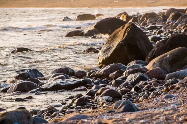 Kamenité Pobřeží Baltského Moře Při Západu Slunce Ostrov Hiumaa Estonsko — Stock fotografie