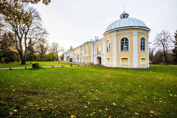 Mansión Parque Cerca Clara Noche Otoño Estonia — Foto de Stock