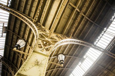 Vitebsky tren istasyonunun yakın çekim görünümü. Saint Petersburg, Rusya Federasyonu