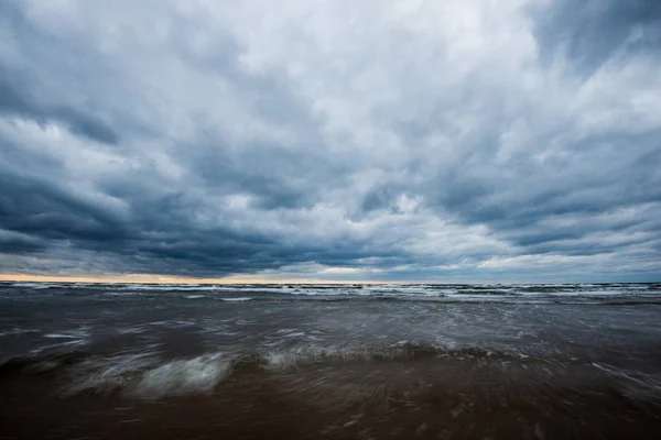 Tempo Tempestoso Vista Sul Mar Baltico Sul Mare Una Nuvolosa — Foto Stock