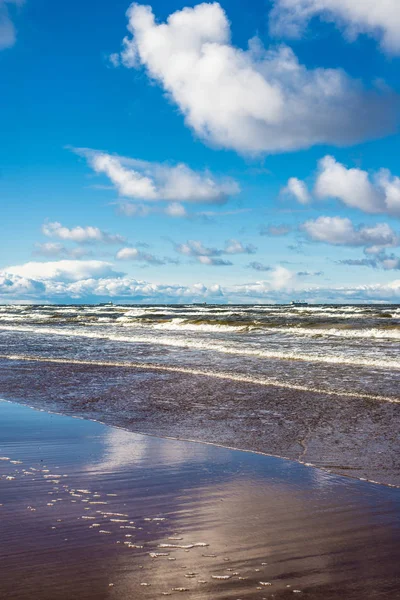 Vue Sur Mer Baltique Les Vagues Les Nuages Belle Journée — Photo