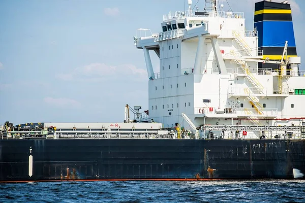 Vrachtschip Close Oostzee Letland — Stockfoto