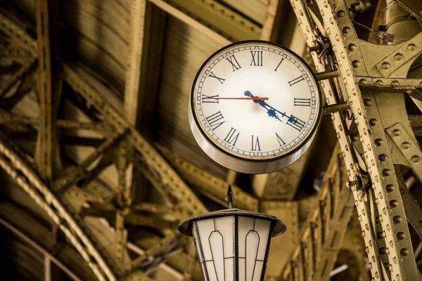 Primer Plano Del Reloj Estación Tren Vitebsky San Petersburgo —  Fotos de Stock