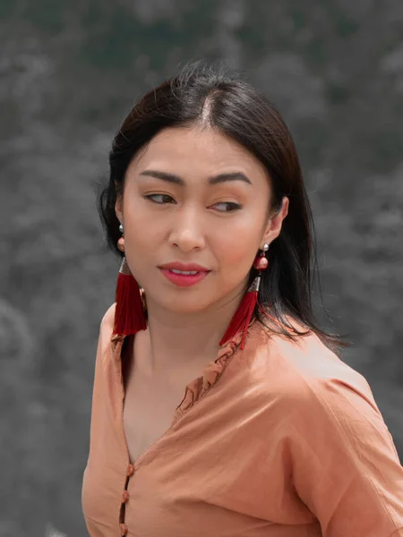 Asyalı kadın portresi