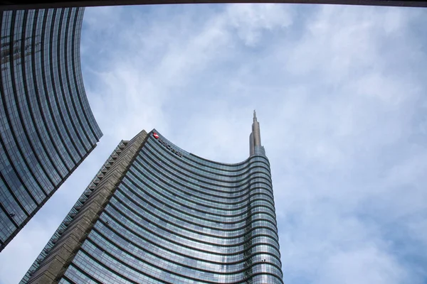 Unicredit kulesinin görünümü