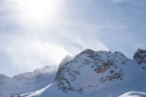 Blick auf die Berge rund um den Tonale Pass vom Paradiso l — Stockfoto