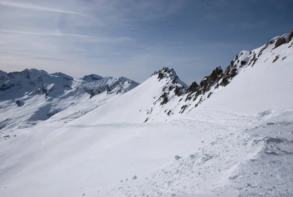 Blick auf die Berge rund um den Tonale-Pass — Stockfoto