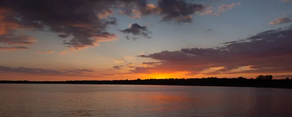 Sunset em Vendicari, Noto, Itália — Fotografia de Stock