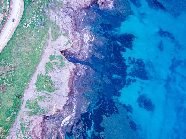 Portopalo sahil şeridinin gün batımı havadan görünümü, Sicilya, İtalya — Stok fotoğraf