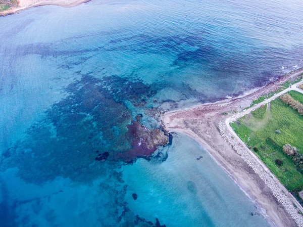 Portopalo kıyı şeridinin havadan görünümü, Sicilya, İtalya — Stok fotoğraf