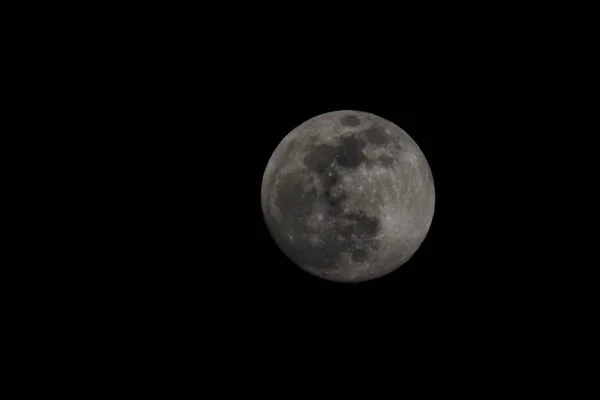 Vista Lua Cheia Fundo Céu Escuro — Fotografia de Stock