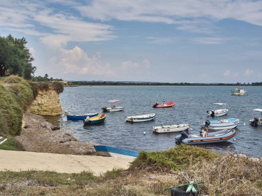 Bir yaz günü körfezin Porto Ulisse 'sinden panoramik manzara