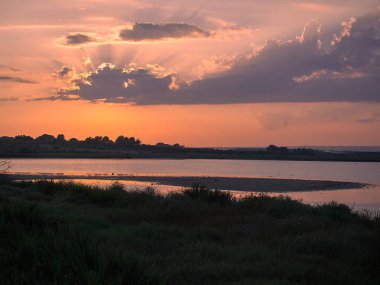 Granelli doğal rezerv park shot bir yaz gün batımında. Sicilya, İtalya