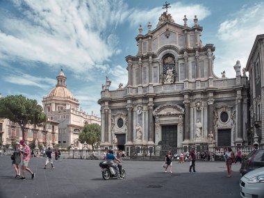 Catania, İtalya - 22 Ağustos 2018: Bir yaz gününde Dome of Catania'nın fotoğrafı. Catania, İtalya
