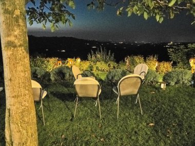 Pedmont 'taki Langhe kırsalının manzarası