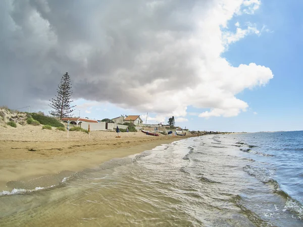 Magnífico Cielo Mixto Soleado Nublado Una Playa Sicilia —  Fotos de Stock