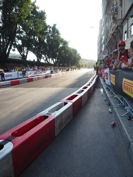 Mediolan Włochy Sierpnia 2018 Wystawa Formule Dzień Centrum Mediolanu Ferrari — Zdjęcie stockowe