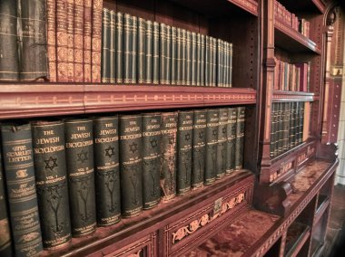 Cardiff, İngiltere - Semptember 16, 2018: Cardiff kalesinin görünümü