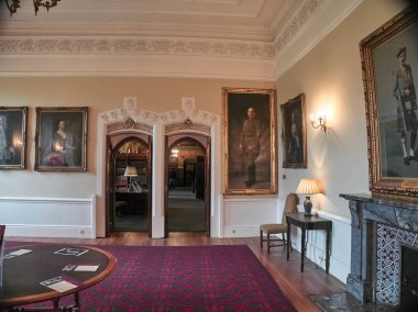 Cardiff, İngiltere - 16 Eylül 2018: Cardiff kalesinin görünümü