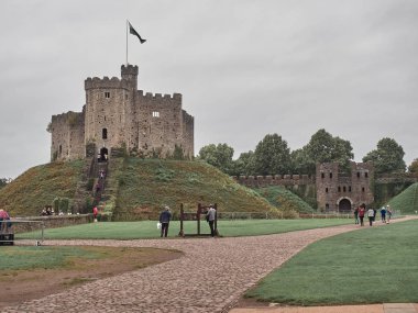 Cardiff, İngiltere - Semptember 16, 2018: Cardiff kalesinin görünümü