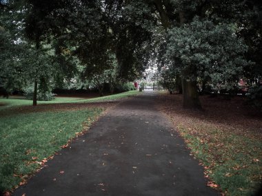 Cardiff, İngiltere - Semptember 16, 2018: Cardiff şehir sokaklarının görünümü