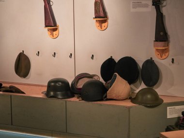 Cardiff, İngiltere - Semptember 16, 2018: Cardiff kalesi içinde İkinci Dünya Savaşı müzesi