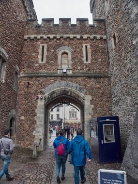 Cardiff, İngiltere - Semptember 16, 2018: Cardiff kalesinin görünümü