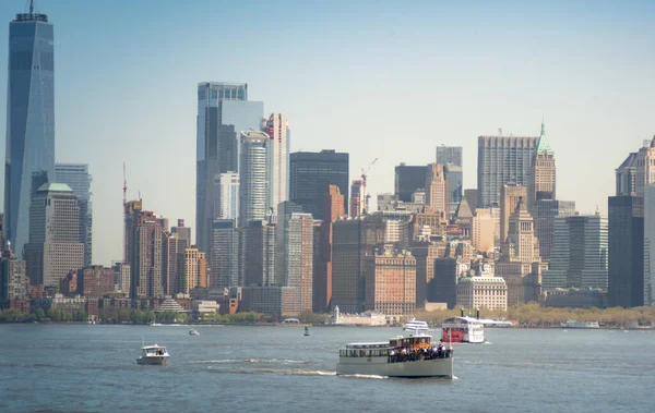 Vue Horizon New York Depuis Rivière Hudson Avec Les Gratte Images De Stock Libres De Droits