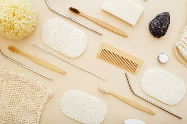 Zero waste and plastic free concept with bamboo tooth brush, sea sponge, loofah, pumice, soap, wooden hair brush. Eco-friendly bathroom. Natural products. — Stock Photo, Image