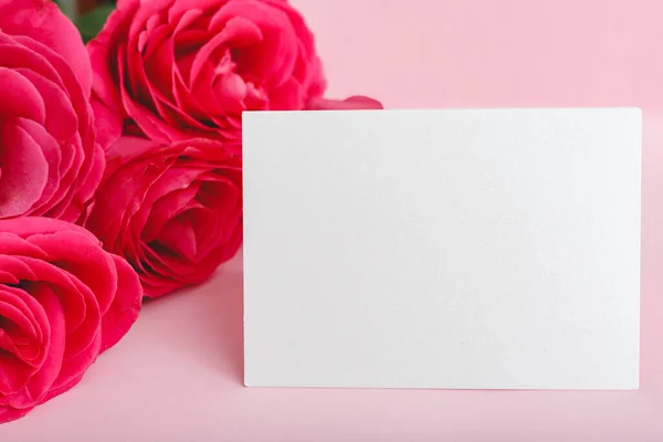 Bloemen Zijn Een Voorbeeld Van Felicitatie Gefeliciteerd Kaart Boeket Van — Stockfoto