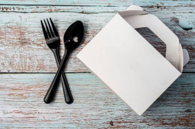 Beyaz Karton Fast Food Box, Plastik ile Öğle Yemeği için Ambalaj 