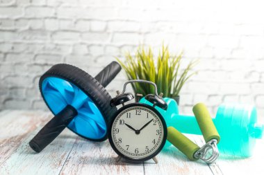 Tahta Arkaplanda Spor Malzemeleri. Sığ alan derinliği