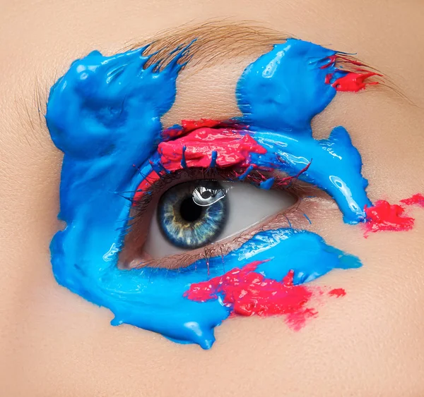 Μακροεντολή Και Close Δημιουργικό Μακιγιάζ Θέμα Όμορφα Θηλυκά Μάτια Μπλε — Φωτογραφία Αρχείου