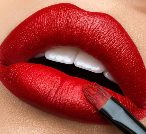 Macro Primer Plano Creativo Maquillaje Tema Hermosos Labios Femeninos Con Fotos De Stock Sin Royalties Gratis