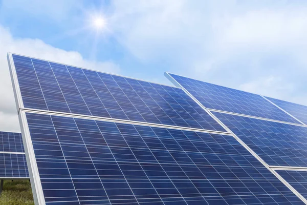 Células Solares Fotovoltaica Planta Energía Solar Vez Hacia Cielo Absorber —  Fotos de Stock