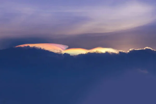 Klobouk Houby Iridescentní Cloud Nebo Cumulonimbus Congestus Cloud — Stock fotografie